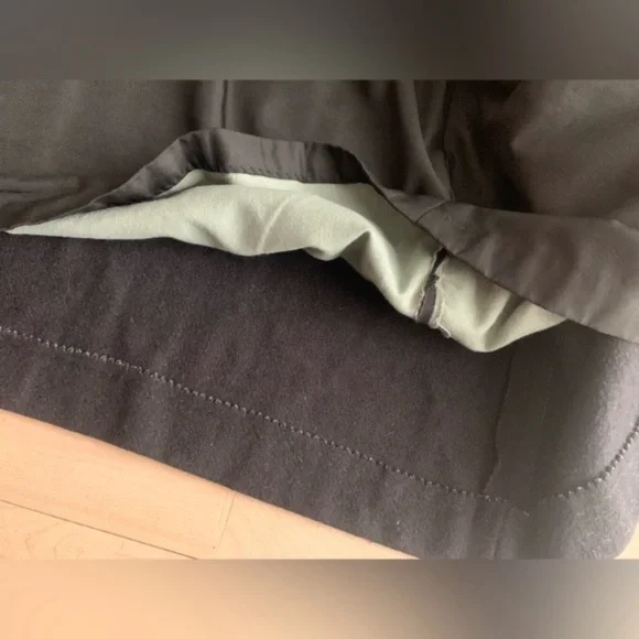 VINTAGE - Black Wool Coat with Shearling Collar | Minimalist Oversized Jacket - Picture 12 of 13